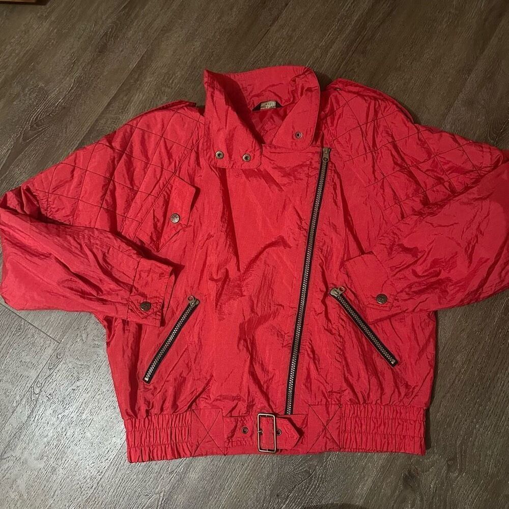 Vintage RE Sport Womens Red Thriller Quilted Windbreaker jacket asymmetrical M